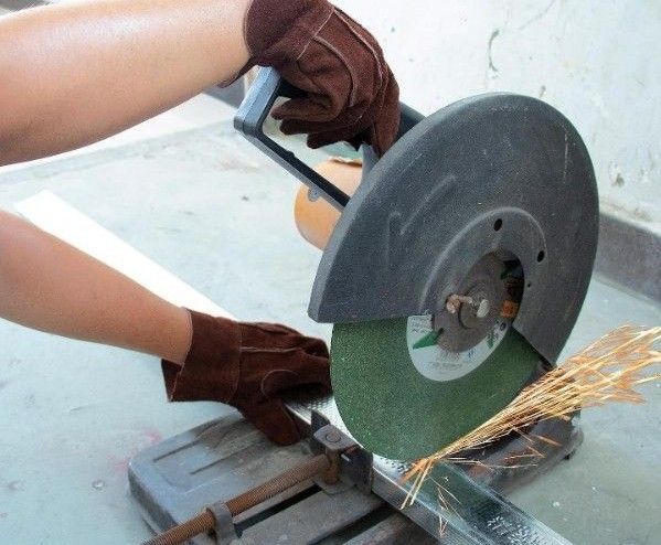 【匿名配送】作業用革手袋 手袋 軍手 革 ブラウン