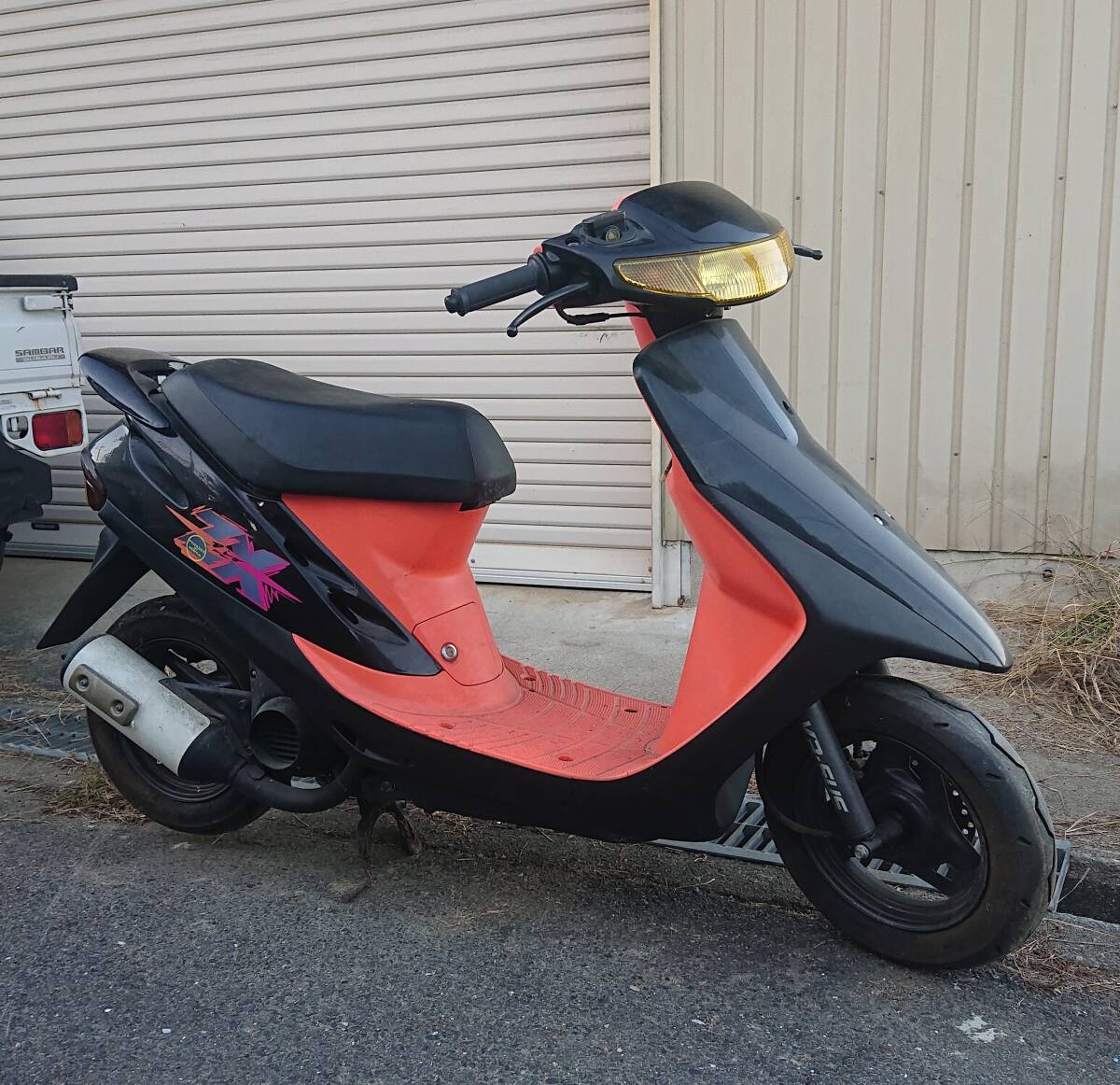 56810□ ホンダ スーパーディオ ZX AF28 (128番台~) 純正 ライト カバー ヘッド イエロー 黄色 外装 パーツ 56810□ ホンダ スーパーディオ ZX AF28 (128番台~) 純正 ライト カバー ヘッド イエロー 黄色 外装 パーツ