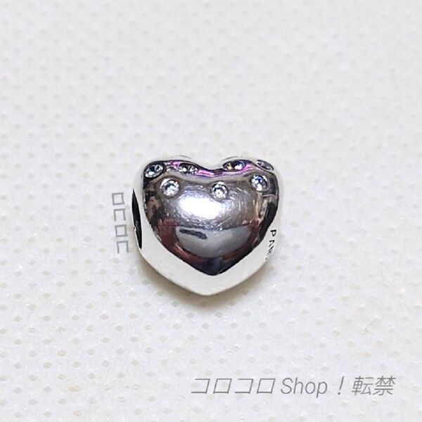 Pandora 輝く ハート チャーム