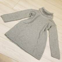 D948 UNIQLO ユニクロ sweater collection セーター ニット M ハイネック タートル チュニック グレー系 シルバー系 ラメ ゆったり_画像1