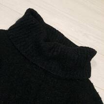 D950, 最終値下げ UNIQLO ユニクロ sweater collection セーター ニット L ハイネック タートル チュニック 黒系 ブラック系 ゆったり_画像2