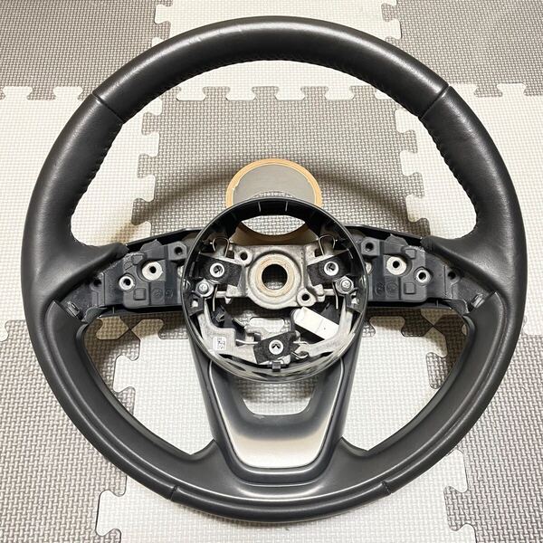 ★ヒーター付★MXPB15ヤリスクロス トヨタ純正レザーステアリング ハンドル★MXPK11アクア MXPB10 MXPJ10 MXPJ15 MXPK10 MXPK16