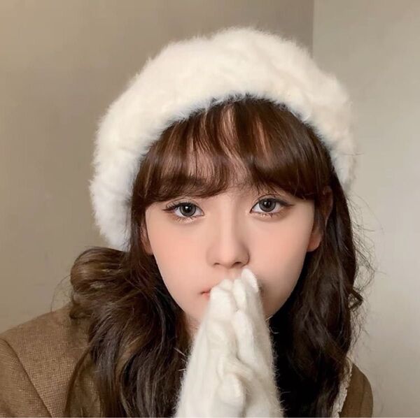 ベレー帽 ふわふわ ファー 韓国 シャギー 帽子 白 秋 冬 大人気 トレンド クリスマス