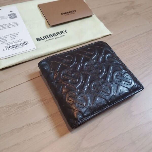 BURBERRY 二つ折り財布