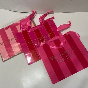 VSショップバッグ Victoria's Secret ヴィクトリアズシークレットサイズS ストライプ3枚組