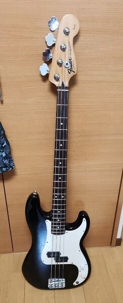 Fender エレキベース プレシジョンベース pb 黒 black
