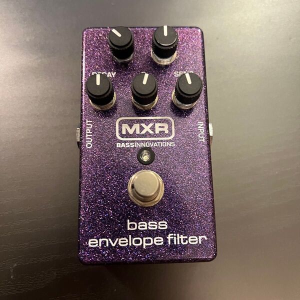 MXR M-82 bass envelope filter