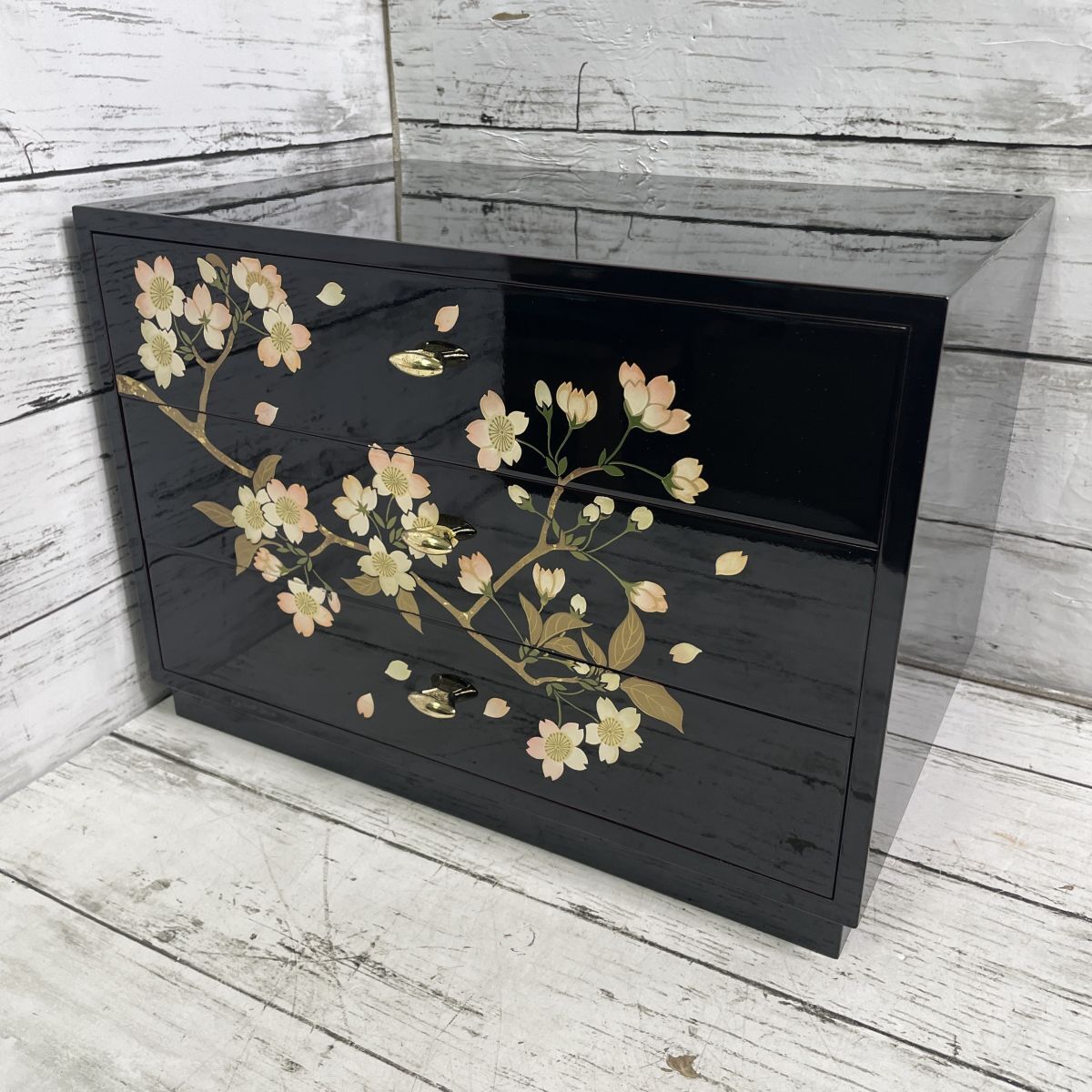 Yahoo!オークション -「桜」(タンス、チェスト) (家具 Yahoo!オークション -「桜」(タンス、チェスト) (家具