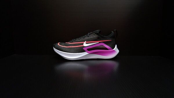 35%OFF 25.0 未使用品 NIKE ZOOM FLY 4 CT2392 004
