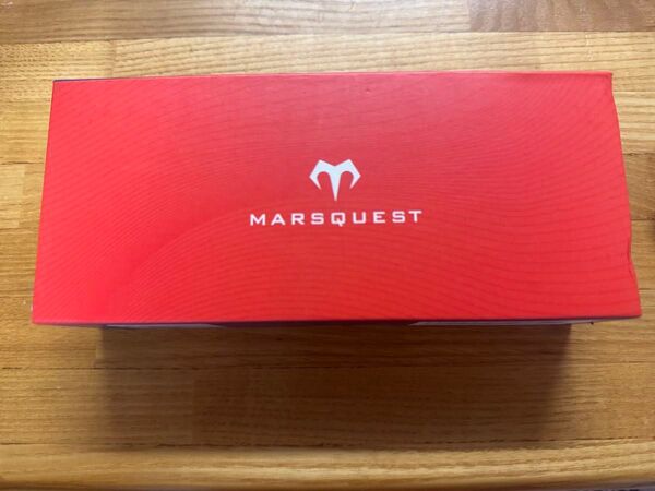 MARSQUESTサングラス
