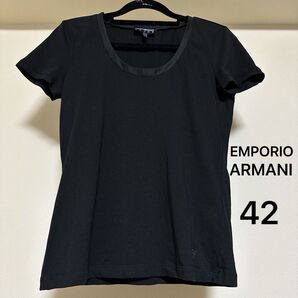 EMPORIO ARMANI Uネック ワンポイントロゴ 襟元シルク ストレッチ クルーネック Tシャツ ブラック 42