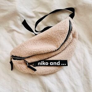 niko and... ボア ショルダーバッグ