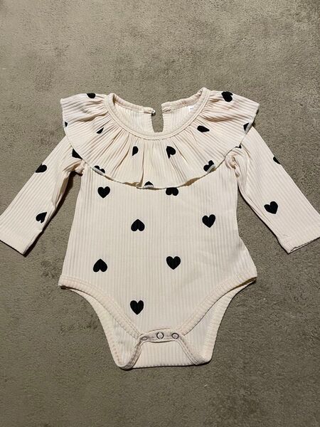 未使用 SHEIN ハート柄ロンパース