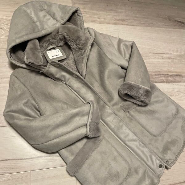 ZARA kids 女の子 134cm 9サイズ フード付きコート 内側ボア グレー 美品