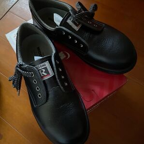 安全靴 ブラック 革製 軽量 作業靴 仕事靴 メンズ靴 靴クリーナー セット