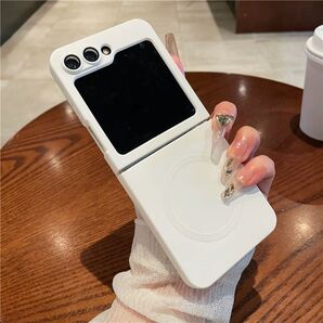 人気商品 薄型 GalaxyZFlip6ケース シンプル 軽量 携帯カバー 韓国