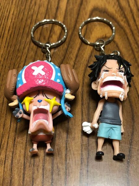 ワンピース キーホルダー チョッパー エース