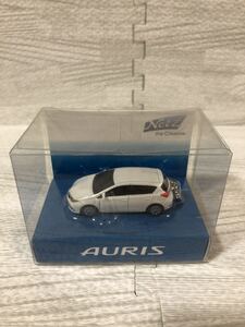 トヨタ 新型オーリス AURIS 中期 非売品 ミニカー LED キーホルダー　ホワイトパールクリスタルシャイン