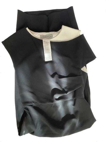 SPORTMAX スポーツマックス 高級ワンピース ノースリーブ ショートドレス 黒 白ブラック パーティー入学式 卒業式 結婚式