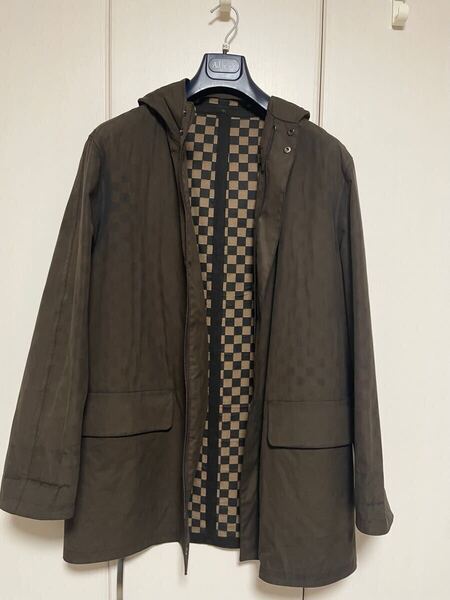 【超レア】 ルイヴィトン LOUIS VUITTON 防風・防水コート フード付き 裏面総ダミエ 脱着ライナー 50サイズ