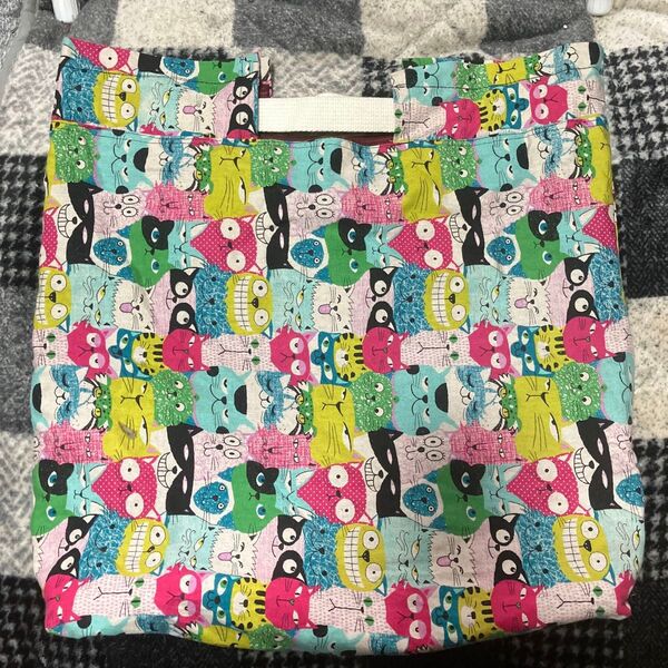 【猫好きさん必見!!】カラフル猫のエコバッグ(ハンドメイド)〈最終価格〉