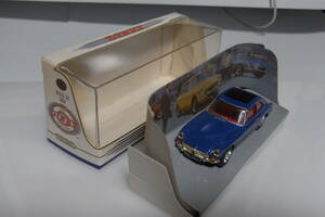 2-40★絶版品☆新品☆DINKY ☆M.G.B. GT 1965〔美品〕（超貴重品）〔価値ある商品〕