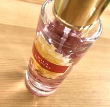 【即決】ヴィクトリアシークレット ワイルドスカーレット EDT30ml 残多中古 廃盤 入手困難 Wild Scarlet_画像2