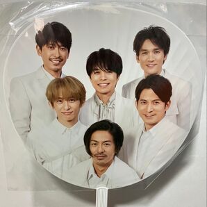 V6 カウントダウンコンサートうちわ 2018-2019