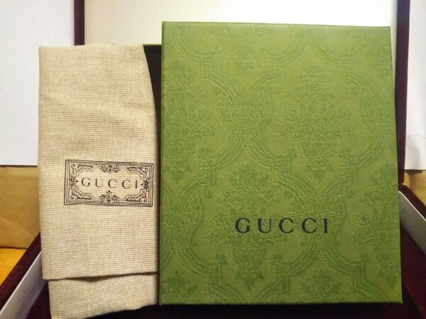 GUCCI 小物箱(のみ)付属袋