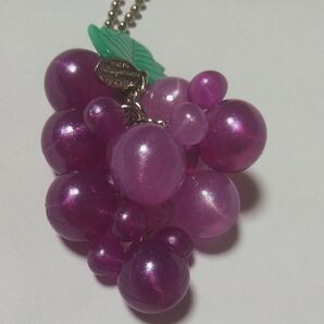 TOKYOディズニーリゾート ミッキー葡萄 ストラップ