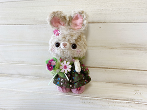 Art hand Auction ★Fait main * Amigurumi * Voici un bouquet♪ Usapyon B * Livraison gratuite * Unique en son genre !★, jouet, jeu, jouet en peluche, Amigurumi