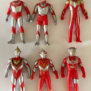 小さめのウルトラマンソフビ