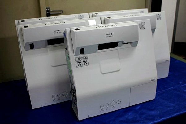 Yahoo!オークション -「日立液晶プロジェクター」の落札相場 Yahoo!オークション -「日立液晶プロジェクター」の落札相場
