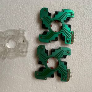 中古動作品 三和レバーの非静音omronスイッチ2と四角ガイド1