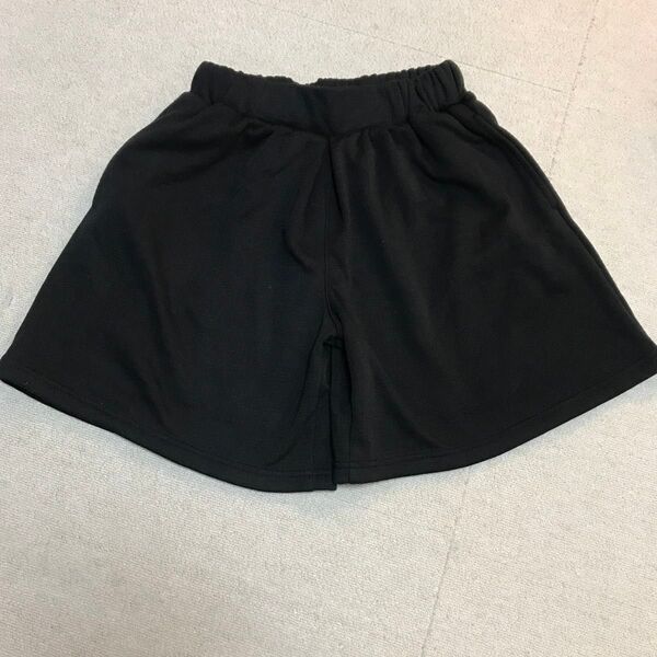 美品 裏起毛 キュロット 150㎝