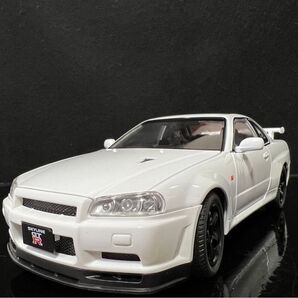 スカイラインGTR R34 日産 1/32 ミニカー 白 H181