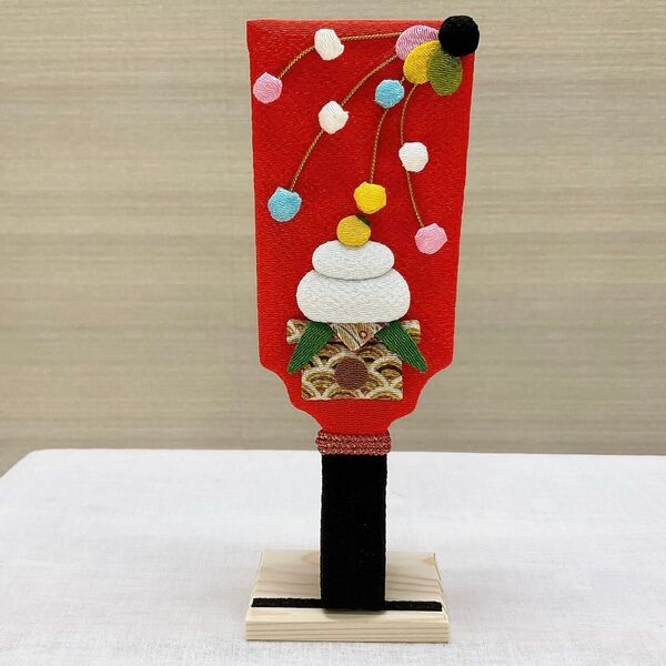 新品未使用品 お正月【ちりめん 立て飾り 羽子板】鏡餅 迎春 玄関飾り 一月ディスプレイ ミニチュア羽子板 日本製