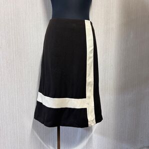 CHEZ TOI シェトワ ややフレアスカート タイトスカート ひざ丈 日本製 スカート ウール 台形 タ