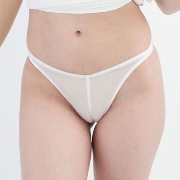【日本製】透け感のあるストレッチ生地ハイレグくい込みTバック ホワイト