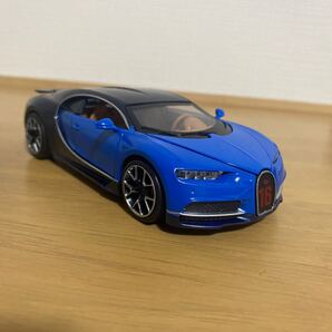 ブガッティ・Chiron 1:32ミニカー