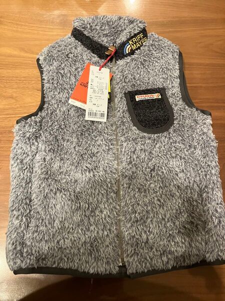 【新品】子供用ボアベスト クリフメイヤー ニット帽付き