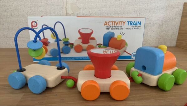 pintoy ピントーイ 木製のおもちゃ 汽車 美品
