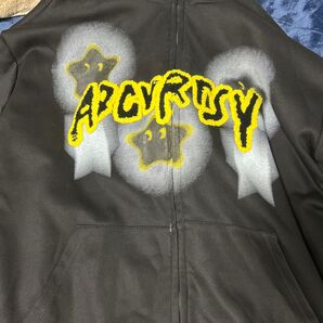 ジップパーカー