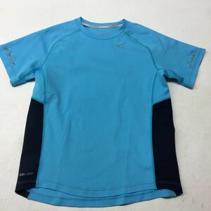 送料無料★NIKE ナイキ★半袖Tシャツ★ランニングウェア★子供用Sサイズ140★水色★トップス★ランニングTシャツ#11227sqq