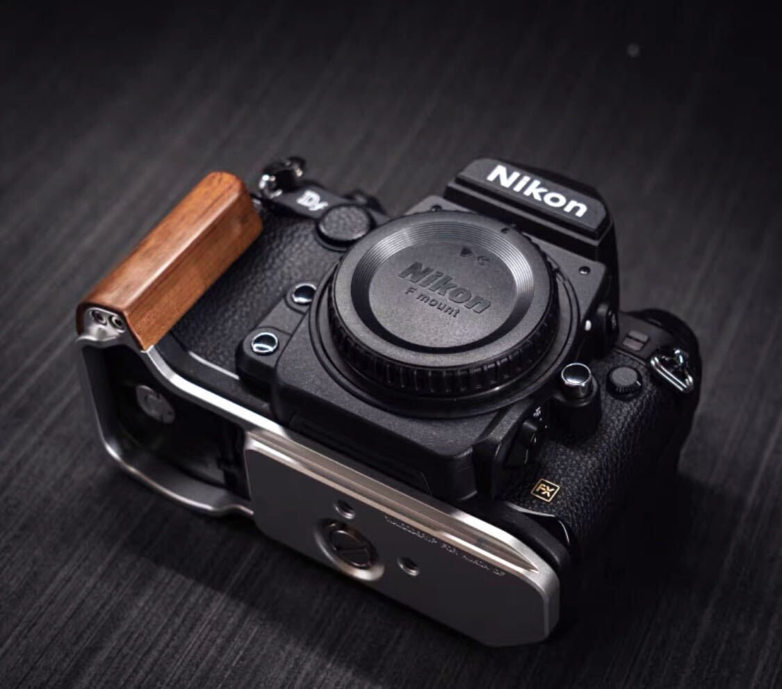 Yahoo!オークション -「nikon df グリップ」の落札相場・落札価格 Yahoo!オークション -「nikon df グリップ」の落札相場・落札価格
