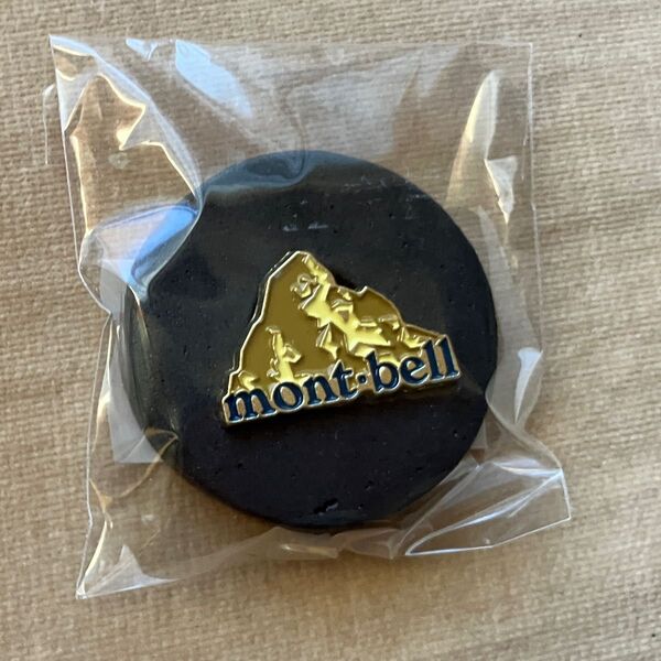 mont-bell モンベル ピンバッジ