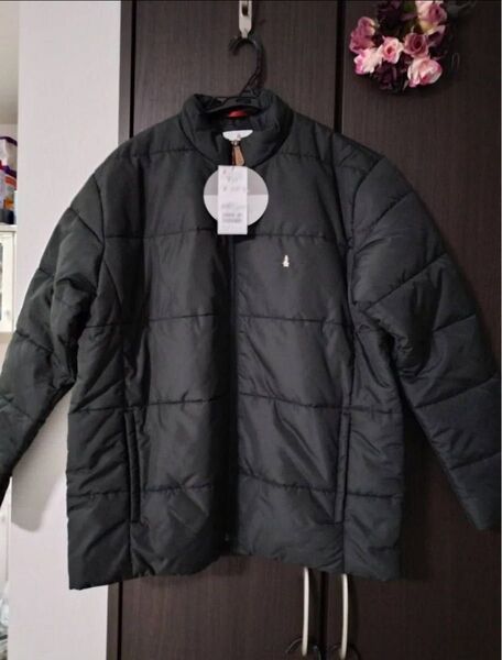 Hush Puppies ☆ ハッシュパピー 防風 撥水 黒の上着 新品未使用