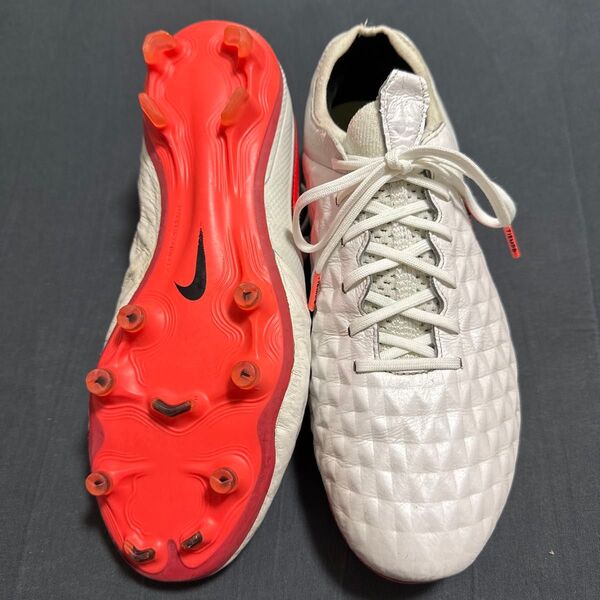 NIKE ティエンポレジェンド8 FG 26.5cm 244