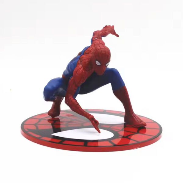 マーベルザベンダースパイダーマン手作りの置物、ベース付き装飾モデル、オフィスデスクトップ、ケーキ、自動車の装飾品