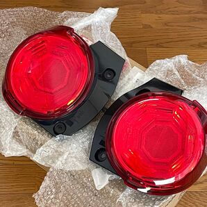 ダイハツ キャスト LA250S テールランプ 左右セット